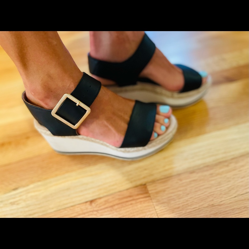 Andre Assous Sandals black/white sole